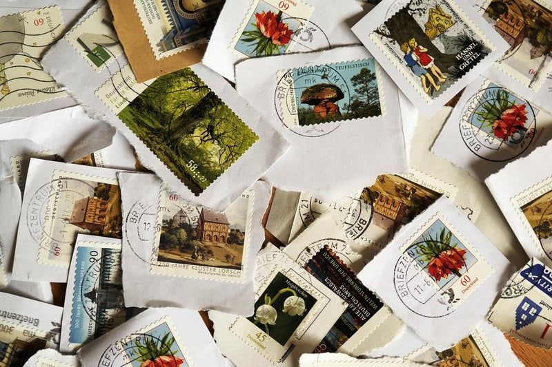 Combien de timbres pour 100g en 2026 : le guide ultime pour vos envois postaux