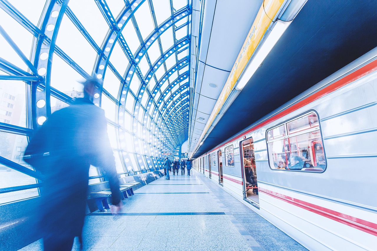 découvrez tout ce qu'il faut savoir sur la transmission d'entreprise : étapes clés, conseils pratiques et solutions pour réussir un business transfer en toute sérénité.